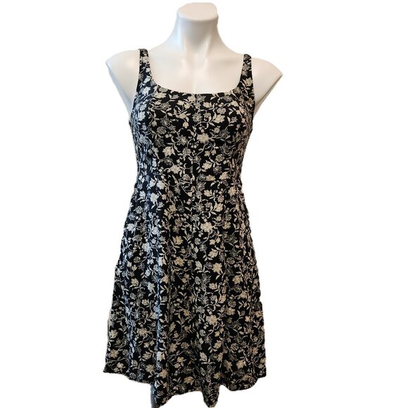 ❤️ 4/$20 Old Navy dress Women's XS Black ivory floral Sleeveless summer flare - Picture 1 of 13